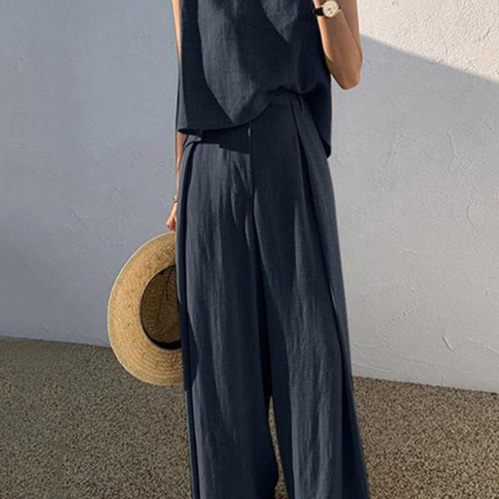 Minimalistyczny komplet z topem bez rękawów i szerokimi spodniami