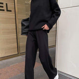 Dzianinowy komplet oversize z szerokimi spodniami