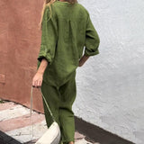 Casualowy komplet z koszulą i luźnymi spodniami