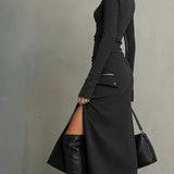 Elegancki komplet szary z wysokim kołnierzem i asymetrycznymi zamkami