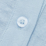 Błękitny komplet z koszulą na guziki i szortami z wysokim stanem