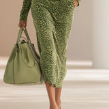 Welurowy Komplet Emerald Leopard z Bluzą i Spódnicą Midi