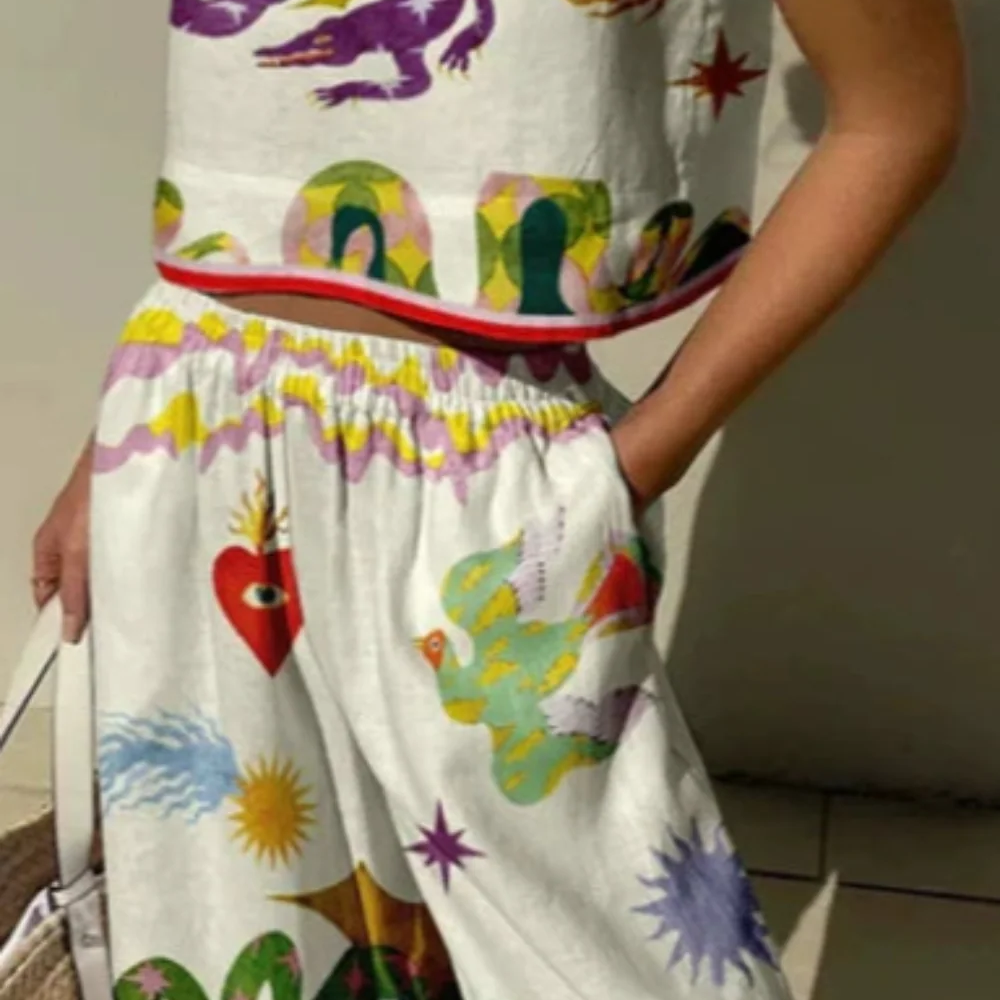 Komplet Cosmic Art z Topem i Szerokimi Spodniami