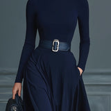 Dzianinowa sukienka maxi z wysokim kołnierzem