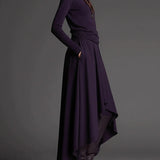 Fioletowy komplet dzianinowy z golfem i asymetryczną spódnicą maxi