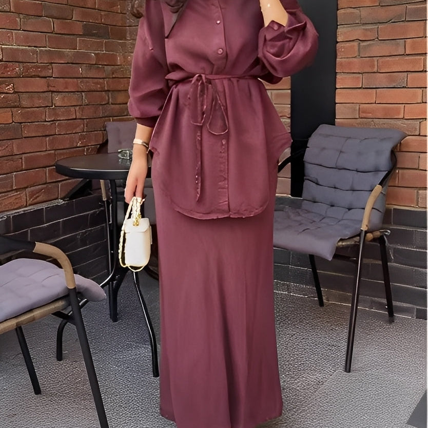 Elegancki komplet z koszulą wiązaną w talii i długą spódnicą